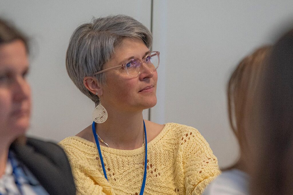 skrivni-svet-avtizma-2026-11