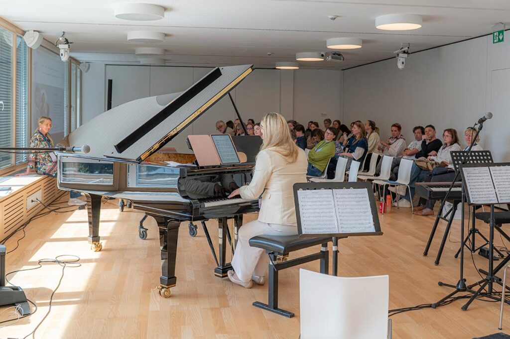 skrivni-svet-avtizma-2026-57